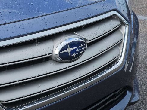 Used 2017 Subaru Legacy 2.5i Limited AWD/4WD image 12
