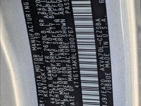 Used 2020 Toyota Camry SE FWD image 15