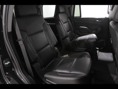 Used 2018 Chevrolet Tahoe Premier AWD/4WD image 19
