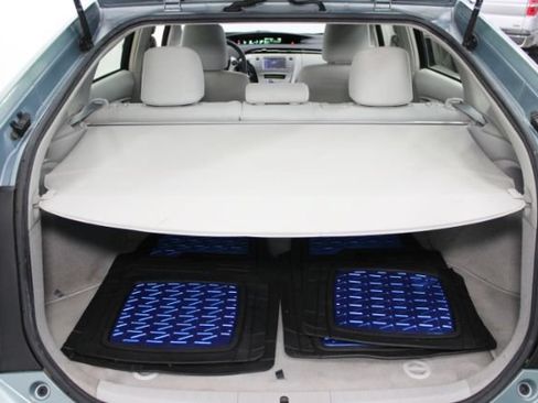 Used 2014 Toyota Prius Two FWD image 19