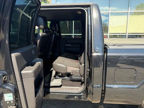 Used 2012 Ford F250 Lariat w/ Lariat Ultimate Pkg AWD/4WD image 39