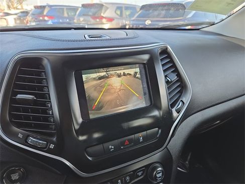 Used 2021 Jeep Cherokee Latitude Lux image 26