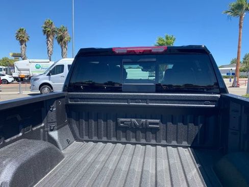 New 2026 GMC Sierra 1500 Denali w/ Technology Package AWD/4WD image 8