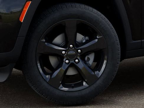 New 2026 Jeep Grand Cherokee Limited image 8