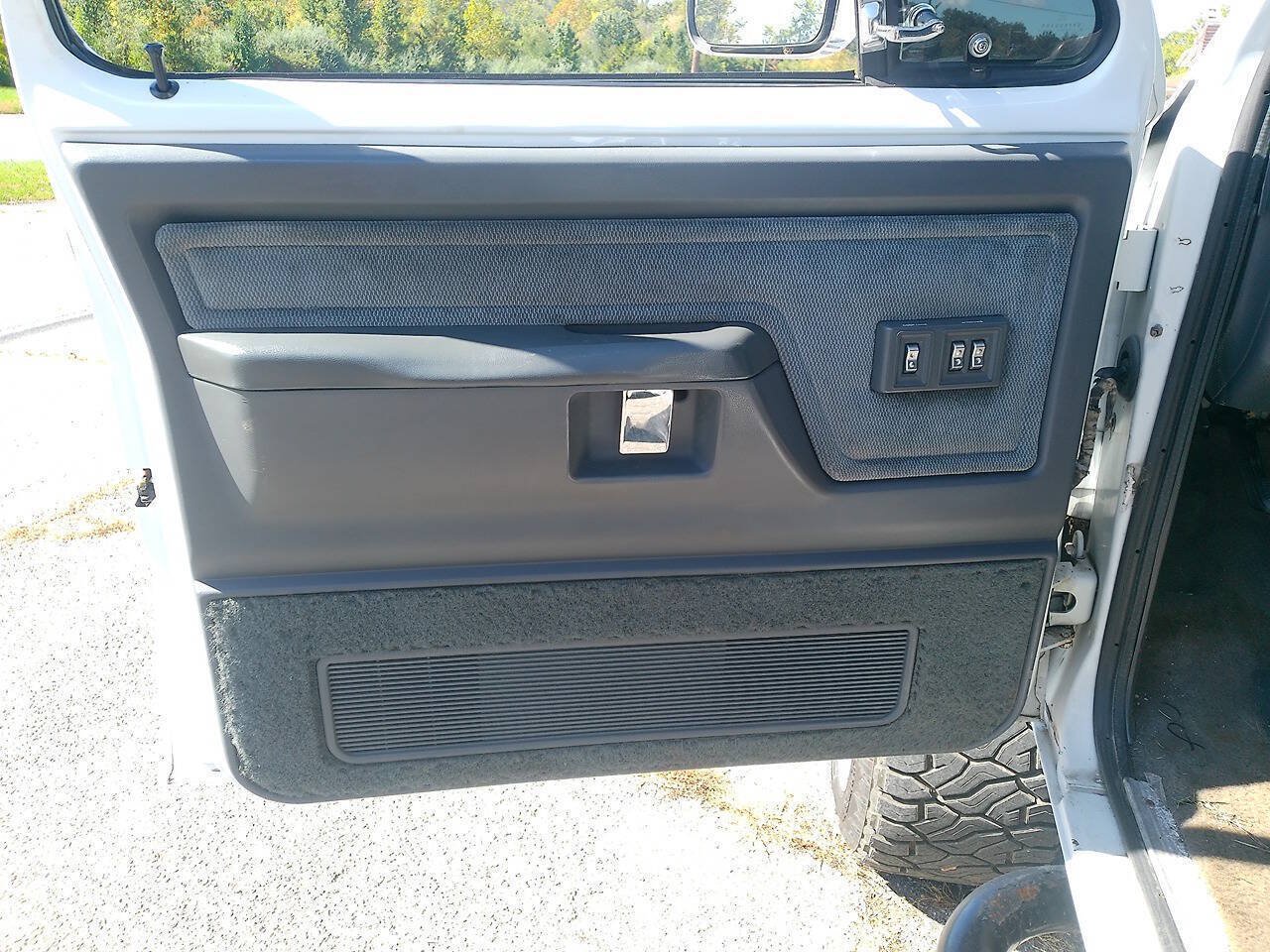 Used 1993 Dodge D/W Truck 250 AWD/4WD image 18