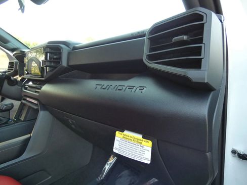 Used 2025 Toyota Tundra SR image 27