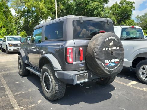 Used 2022 Ford Bronco Outer Banks w/ Sasquatch Package AWD/4WD image 4