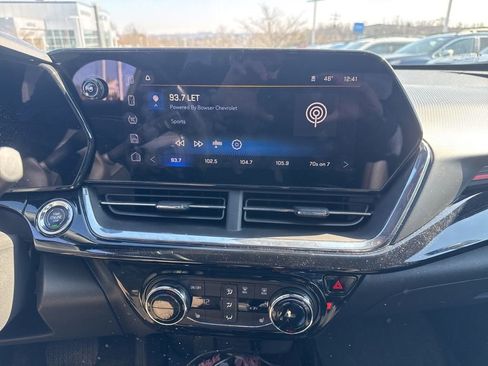 Used 2024 Chevrolet Trax RS w/ Driver Confidence Package image 31