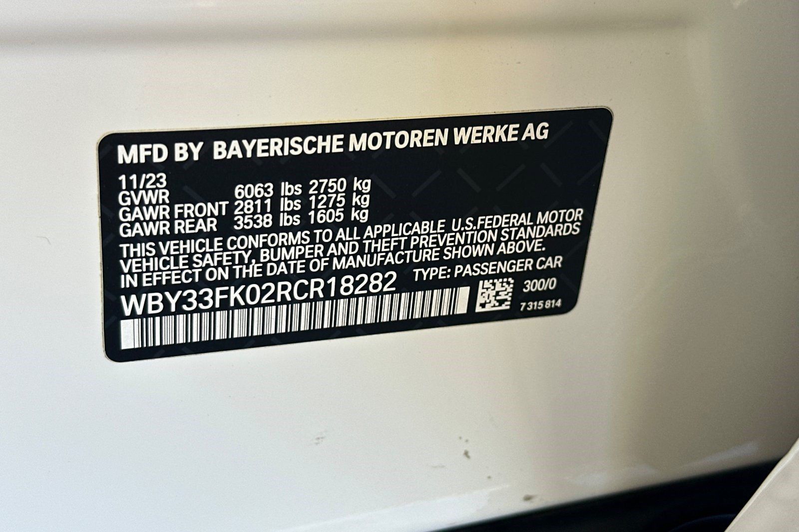 Used 2024 BMW i5 eDrive40i w/ M Sport Package RWD image 40