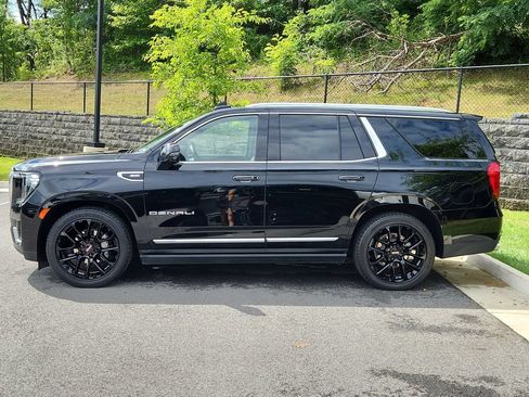 Used 2023 GMC Yukon Denali w/ Max Trailering Package AWD/4WD image 6