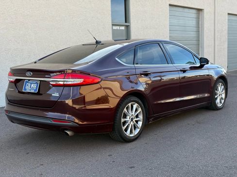 Used 2017 Ford Fusion SE w/ Fusion SE Technology Package image 34