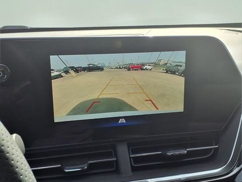 New 2026 Chevrolet Trax RS image 9