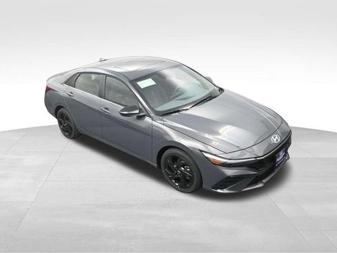 New 2026 Hyundai Elantra SEL Sport Premium FWD image 22