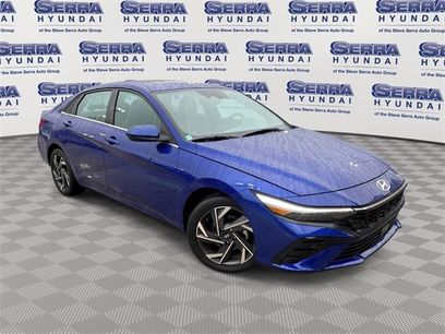 Certified 2024 Hyundai Elantra SEL w/ Convenience Package