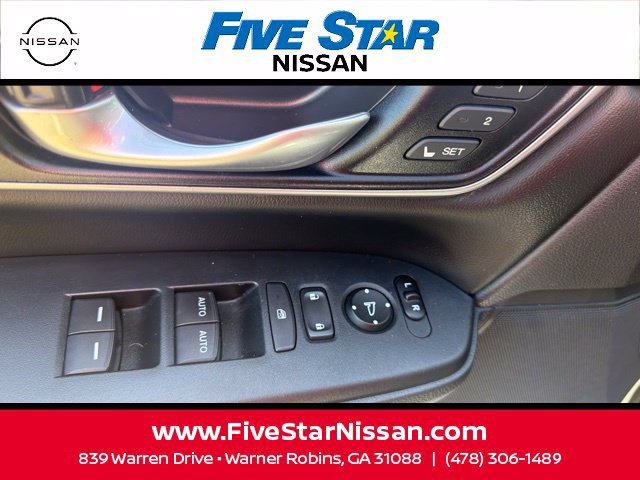 Used 2018 Honda CR-V Touring image 34