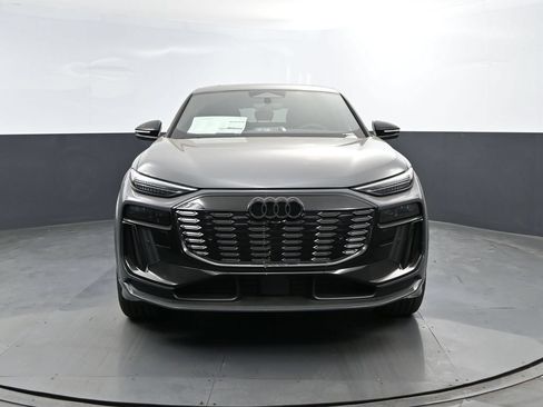 New 2027 Audi Q6 e-tron Premium Plus AWD/4WD image 2