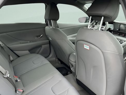 New 2026 Hyundai Elantra SEL Sport Premium FWD image 23