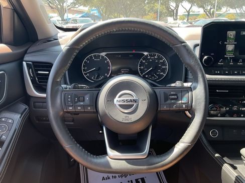 Used 2021 Nissan Rogue SL w/ Premium Package FWD image 40