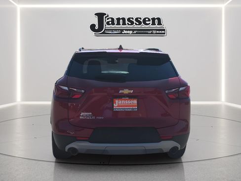 Used 2021 Chevrolet Blazer LT AWD/4WD image 4