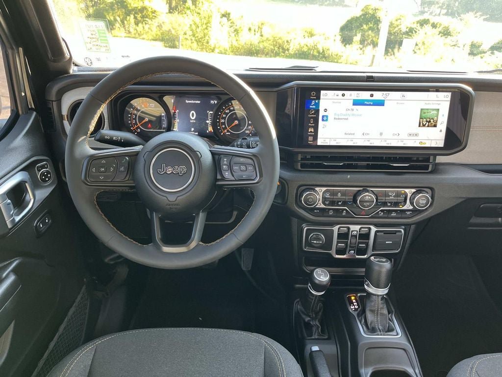 Used 2024 Jeep Wrangler Unlimited Sport AWD/4WD image 10