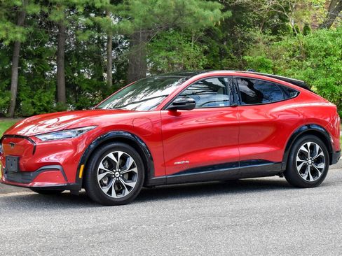 Used 2021 Ford Mustang Mach-E Premium AWD/4WD image 3