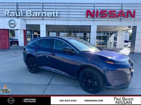 Certified 2025 Nissan Murano SV image 1