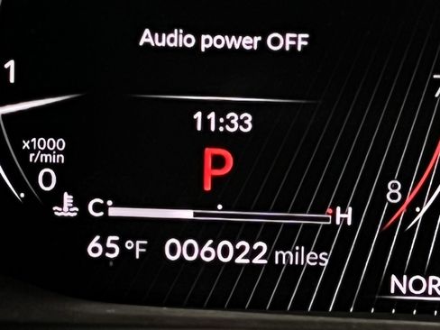 Used 2025 Acura MDX w/ Technology Package image 14