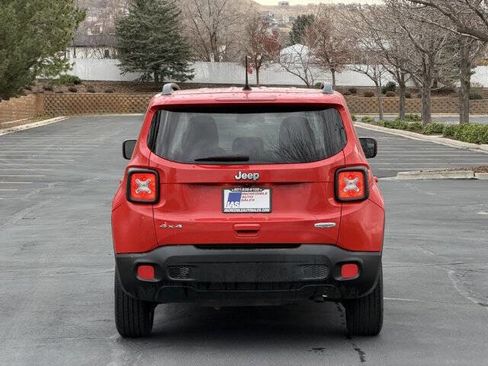Used 2018 Jeep Renegade Latitude image 5