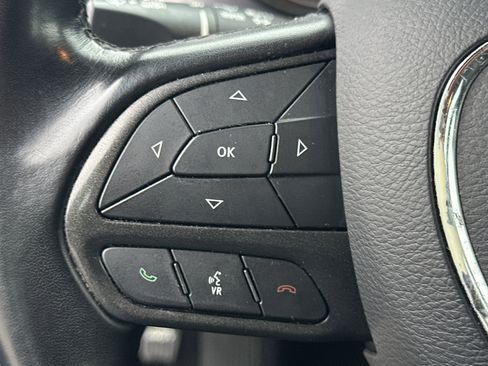 Used 2023 Dodge Charger SXT image 24