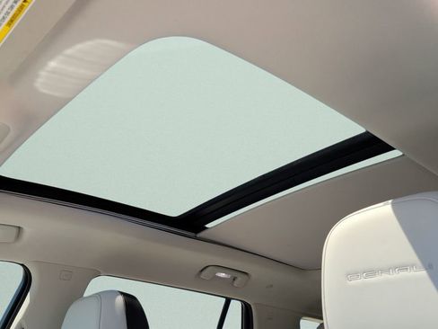 New 2026 GMC Terrain Denali AWD/4WD image 20