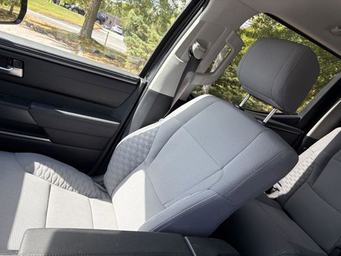 Used 2023 Toyota Tundra SR5 w/ SR5 Convenience Package image 18