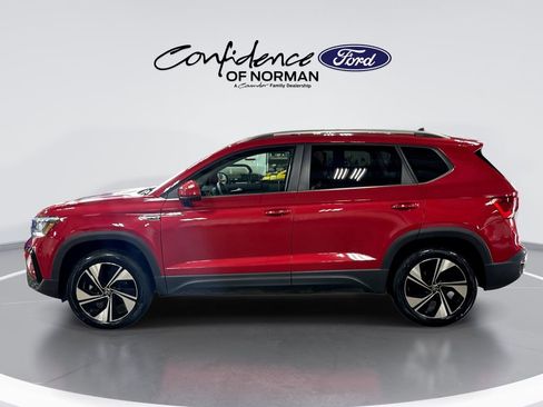 Used 2023 Volkswagen Taos SE AWD/4WD image 5