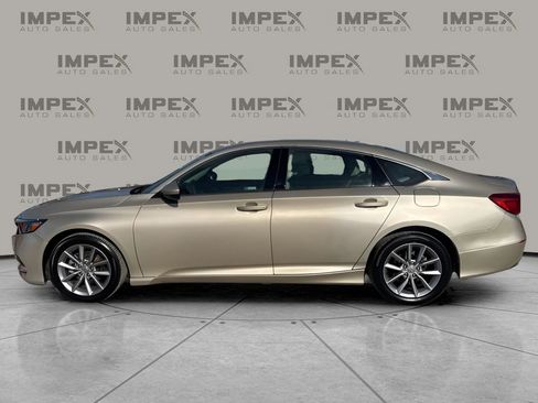 Used 2018 Honda Accord LX image 2