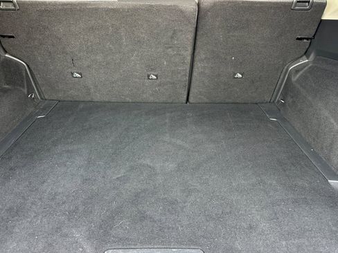 Used 2023 Nissan Rogue SV image 15