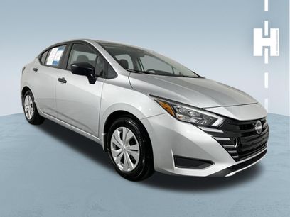 Used 2025 Nissan Versa S w/ Trunk Package