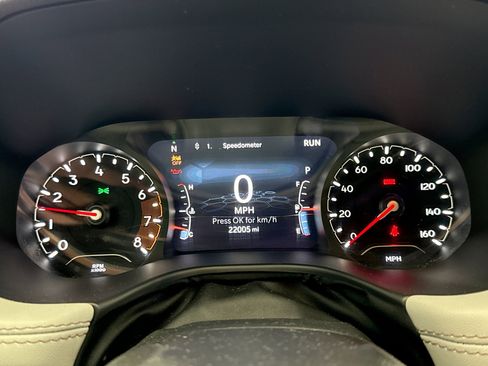 Used 2024 Jeep Compass Limited AWD/4WD image 13