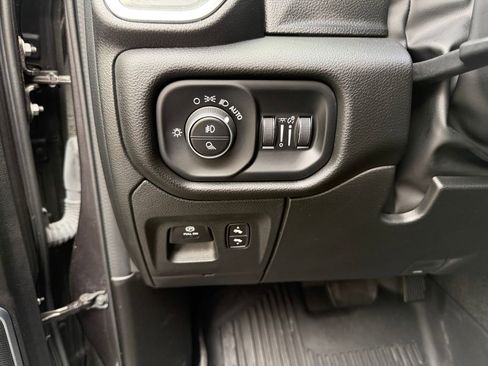 Used 2023 RAM 1500 Laramie image 25