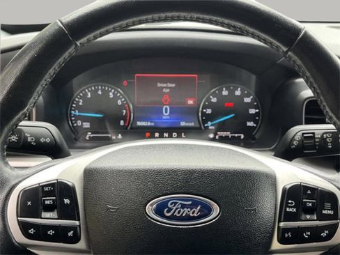 Used 2023 Ford Explorer XLT w/ Equipment Group 202A image 25