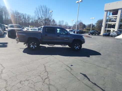 Used 2015 Toyota Tacoma 4x4 Double Cab image 5