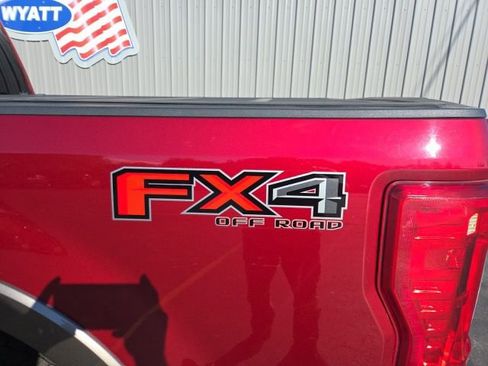 Used 2019 Ford F250 Lariat w/ Lariat Ultimate Package image 34