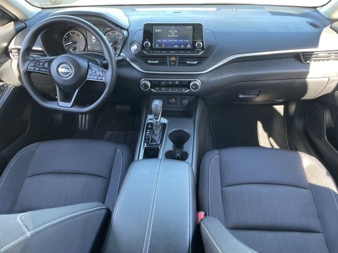 Used 2024 Nissan Altima 2.5 S image 14