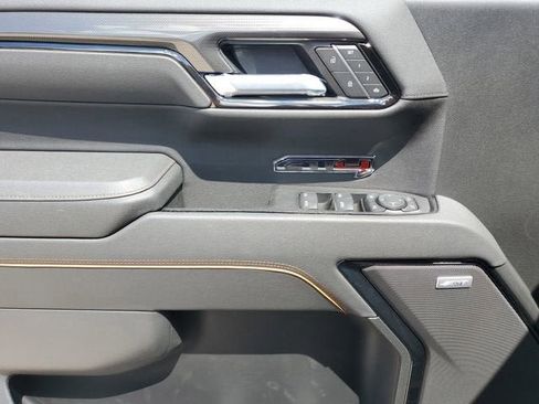 New 2026 GMC Sierra 1500 AT4 w/ AT4 Premium Package AWD/4WD image 18