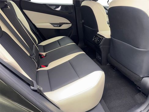 Used 2024 Lexus NX 250 FWD w/ Premium Package image 39