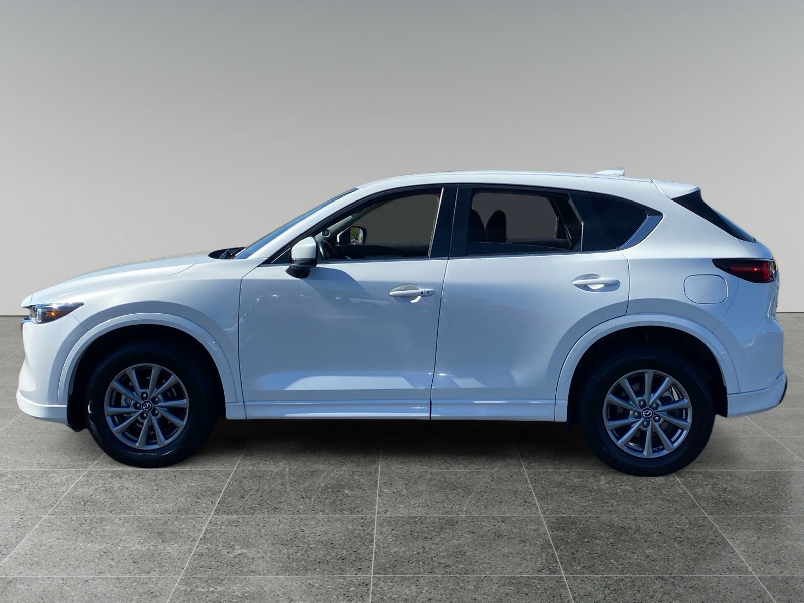 Used 2025 MAZDA CX-5 AWD 2.5 S w/ Preferred Package image 2