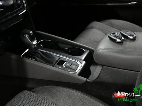 Used 2019 Hyundai Santa Fe SEL AWD/4WD image 31