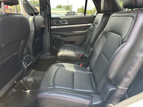Used 2018 Ford Explorer Sport w/ Equipment Group 401A AWD/4WD image 21