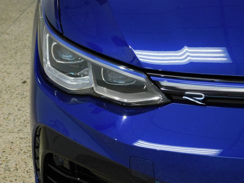 Used 2024 Volkswagen Golf R AWD/4WD image 11