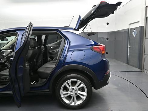 Used 2023 Buick Encore GX Preferred w/ Cold Weather Comfort Package AWD/4WD image 12