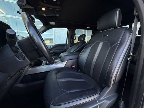 Used 2018 Ford F150 Platinum w/ Equipment Group 701A Luxury image 6