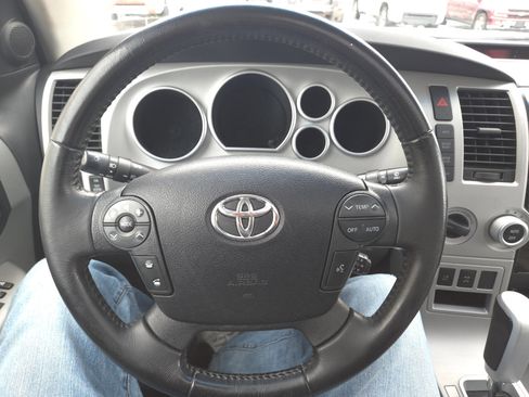 Used 2008 Toyota Sequoia Limited image 13